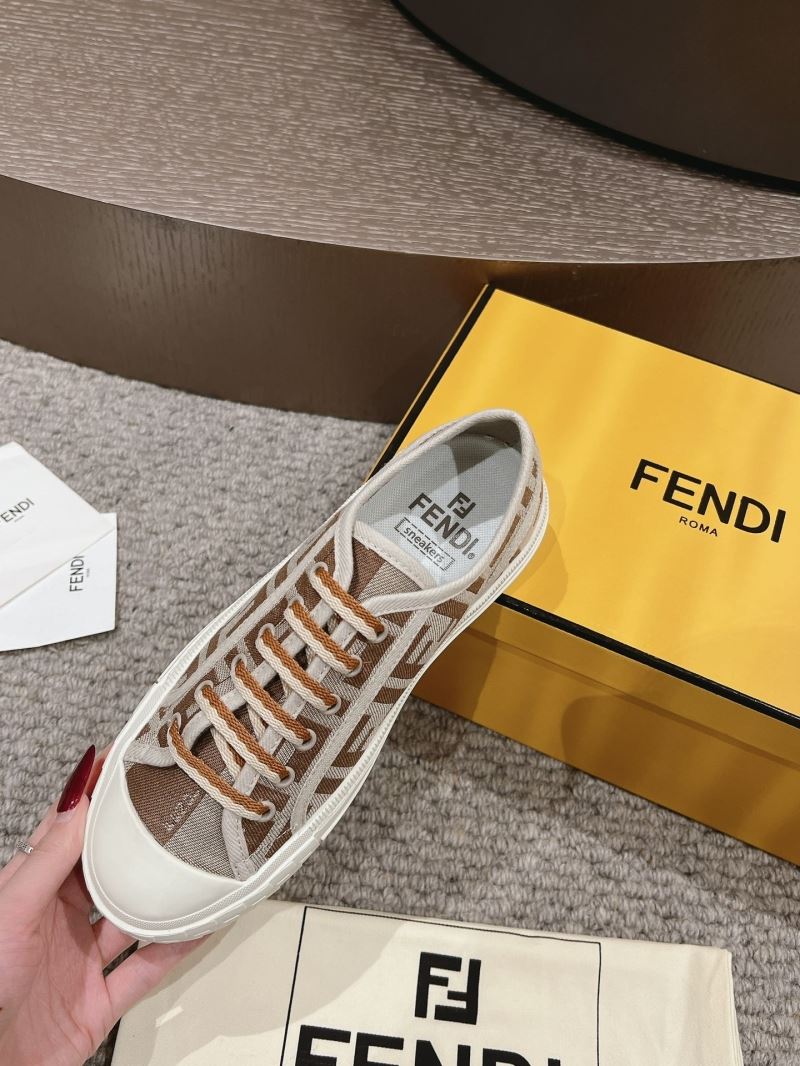 Fendi Low Shoes